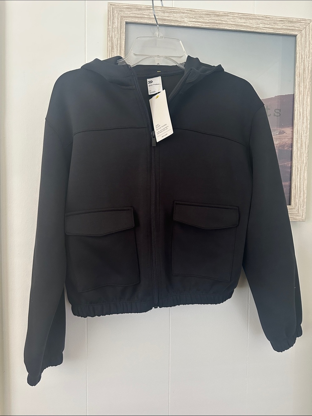 NWT Size XSmall All In Motion Airy Sleek Full Zip Scuba Hooded Black Jacket - Picture 3 of 5